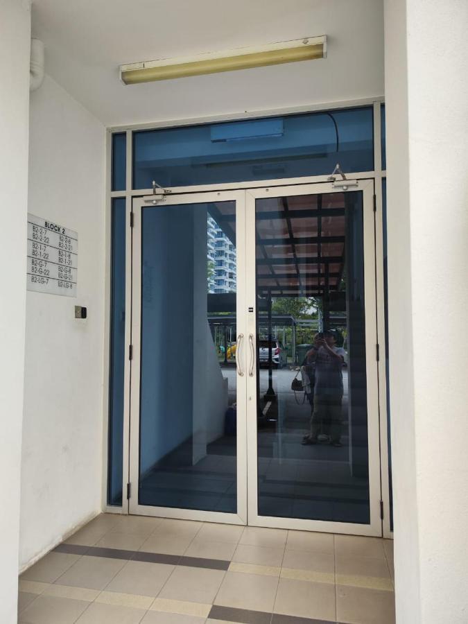 Putra 1 Pool Homestay Bandar Seri Putra Kampong Sungai Buah ภายนอก รูปภาพ