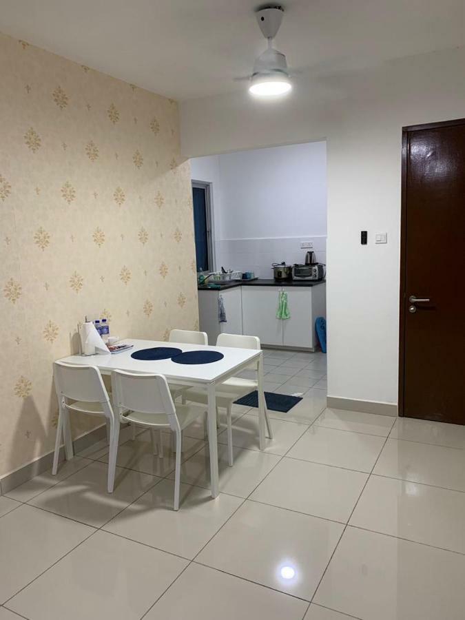 Putra 1 Pool Homestay Bandar Seri Putra Kampong Sungai Buah ภายนอก รูปภาพ
